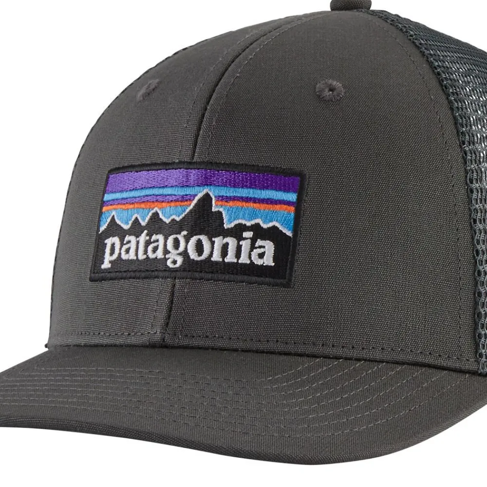 New Casquette P-6 Logo Trucker Hat Forge Grey Casquettes