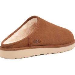 Chaussures Lifestyle<UGG Chaussons M Classic Slip-On Chestnut