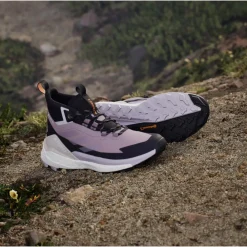 Chaussures de randonnée Terrex Free Hiker 2 Gore-Tex W Preloved Fig Silver Dawn Aurora Black Femme Chaussures Rando Femme