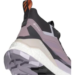 Chaussures de randonnée Terrex Free Hiker 2 Gore-Tex W Preloved Fig Silver Dawn Aurora Black Femme Chaussures Rando Femme