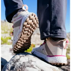 Chaussures Rando Femme<Columbia Chaussures de randonnée Facet 75 Mid Outdry Wmn Dark Stone Dark Fuchsia