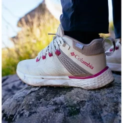 Chaussures Rando Femme<Columbia Chaussures de randonnée Facet 75 Mid Outdry Wmn Dark Stone Dark Fuchsia