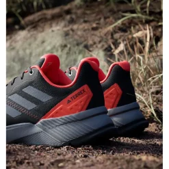 New Chaussures de trail Terrex Soulstride Core Black Grey Four Solar Red Homme Chaussures Trail Homme