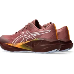Sale Chaussures de trail Novablast 5 Tr Wmn Nature Bathing Rubble Red Femme Chaussures Trail Femme