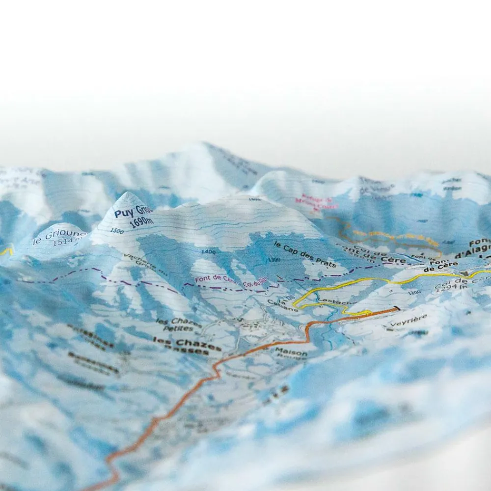 Carte 3D<Deniveles Domaine Le Lioran + Cadre