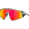 Lunettes Femme|Lunettes Homme<Oakley Lunettes de soleil Latch Panel Grey Ink Prizm Ruby