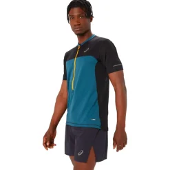 Tee-shirt de trail Fujitrail Top Magnetic Blue Performance Black T-Shirt Trail|Vêtements De Trail