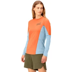 T-Shirt Trail|T-Shirt Randonnée<Norrona Tee-shirt de trail senja equaliser lightweight Long sleeve W's Flamingo